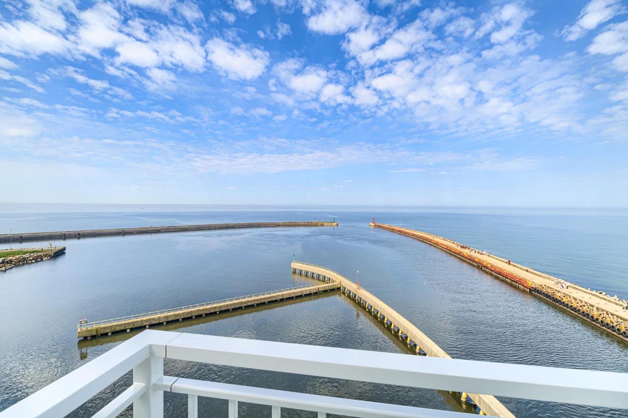 Aparthotel Sea Collection By Marina Royale à Ujście-Darłowskie Extérieur photo
